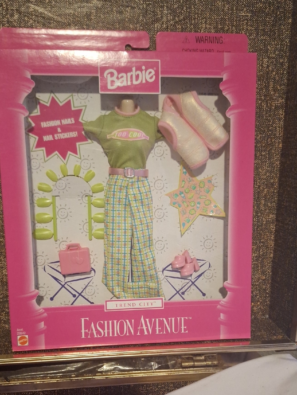 Vintage 1999 Barbie Fashion Avenue Outfit Set Too Cool NRFB